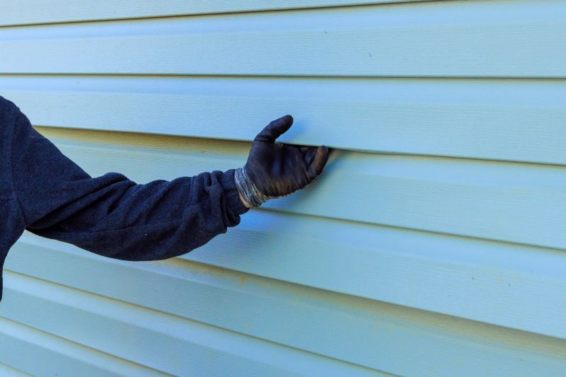 Inspecting Siding